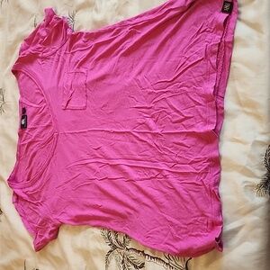 Pink t shirt